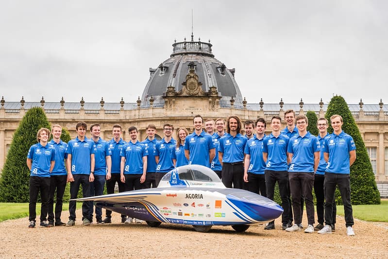 Persaankondiging van de BluePoint Atlas, de KU Leuven Agoria prototype wagen die deelneemt aan de 2021 Solar Challenge in Marokko. (foto ©KU Leuven)